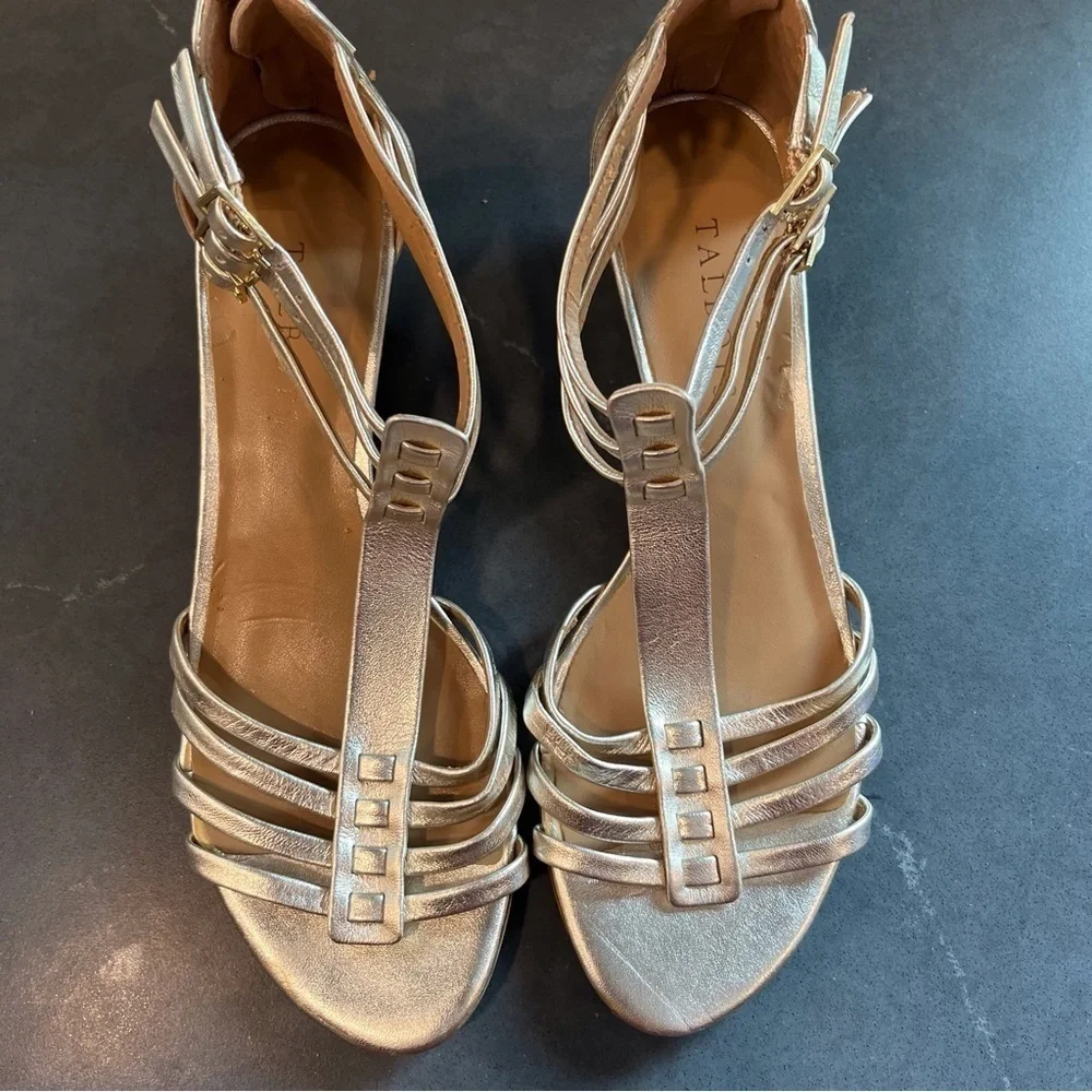 Talbots sz 7.5 gold Metallic strappy Wedge sandals